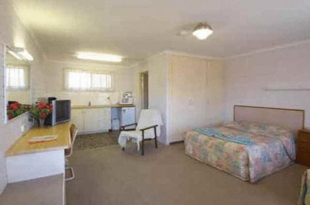 White Gum Motel Alice Springs Habitación foto